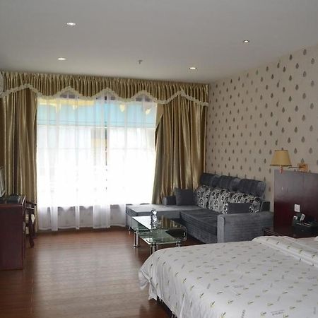 شينزين Cai Yue Hotel المظهر الخارجي الصورة