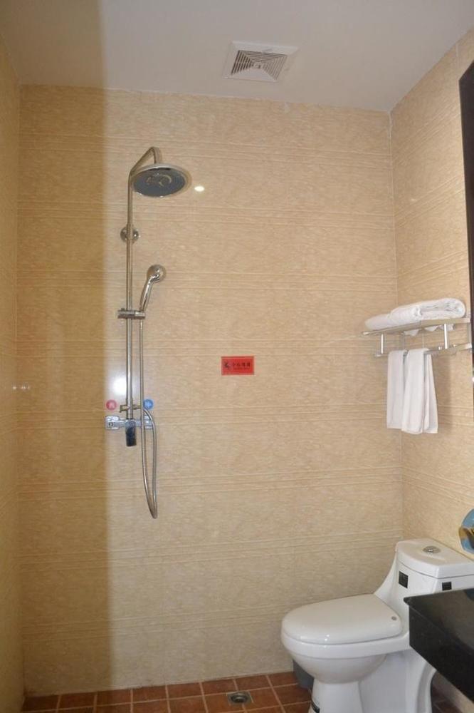 شينزين Cai Yue Hotel المظهر الخارجي الصورة